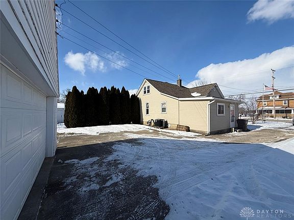 4th image of 1512 W Main St