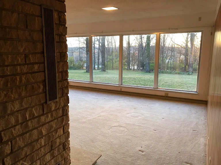 1201 Lurlyn Dr — Photo 8