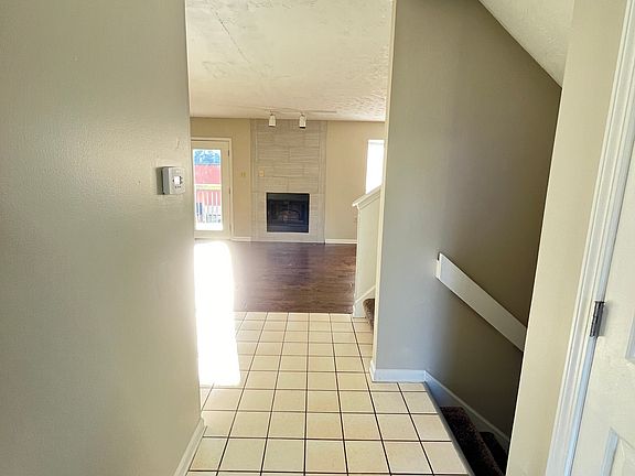 5th image of 3660 Walden Dr APT Q