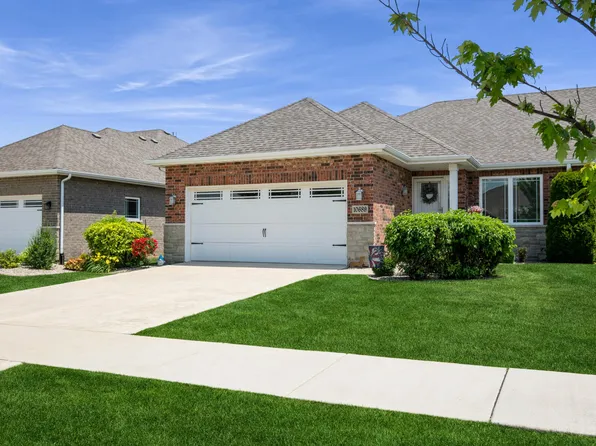 10689 Arbor Lane St, John, IN 46373