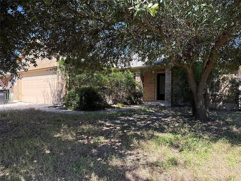 211 Waterlily Way