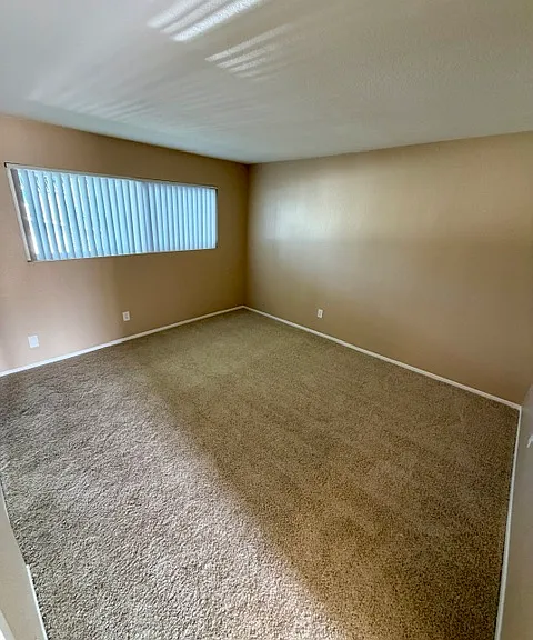 1009 Georgia St #25 — Photo 8