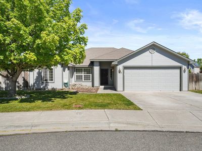634 S Young St, Kennewick, WA, 99336