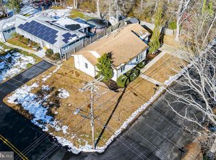 76 Poplar St, Waretown, NJ 08758