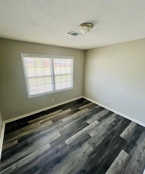 423 Highland Ave #D — Photo 3
