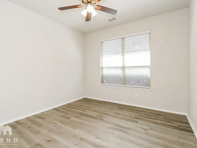 6209 Jackstaff Dr — Photo 13