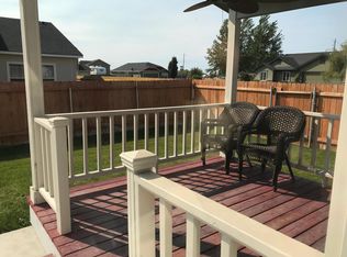 765 SW Nuggett St, Mountain Home, ID 83647