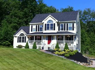 163 Oak Hill Rd, Barrington, NH 03825