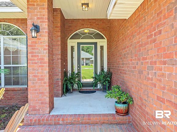 4th image of 7702 Freshwater Dr