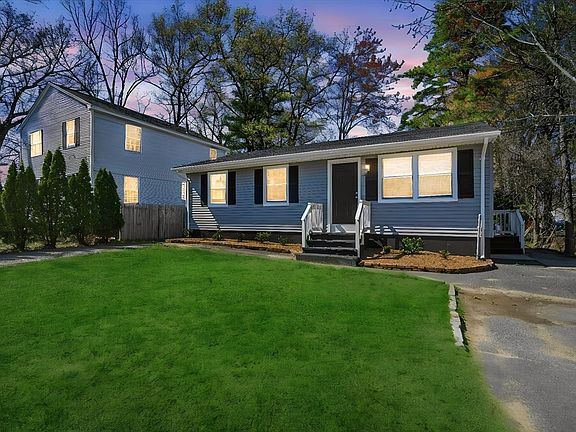 4th image of 974 Wilbraham Rd