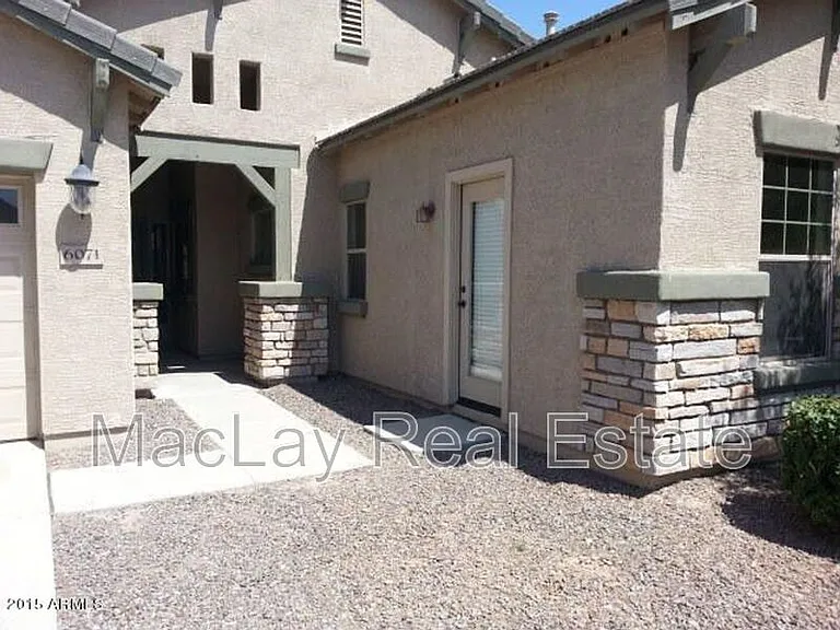 6071 S Rockwell St — Photo 48