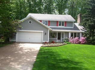 1886 Plateau Dr SW, Wyoming, MI 49519