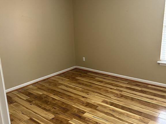5th image of 4539 Pinehurst Ave SW