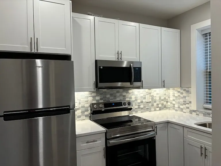 1825 Vernon St NW — Photo 23