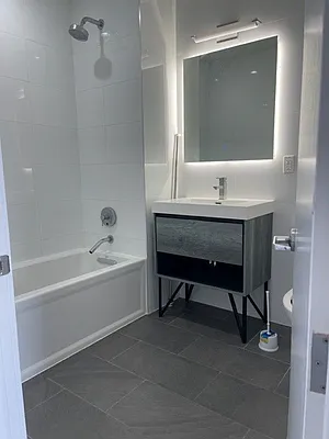 Rented by ALG NY Management, LLC. | media 4