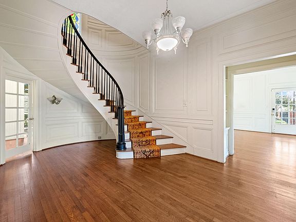 5th image of 210 W Fm 247 Rd