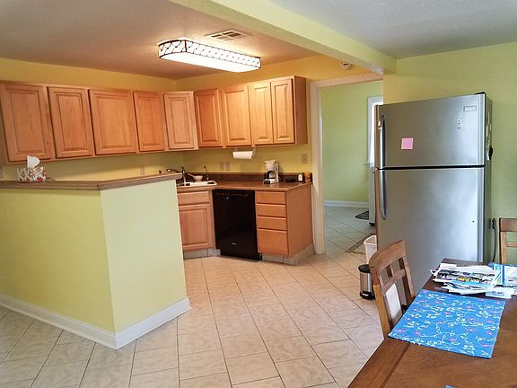 Large bright kitchen