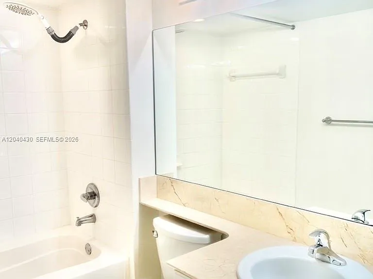 1155 Brickell Bay Dr #807 — Photo 11