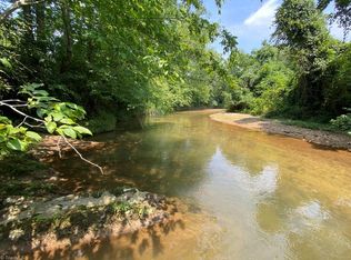 10 Westridge Dr, Mount Airy, NC 27030