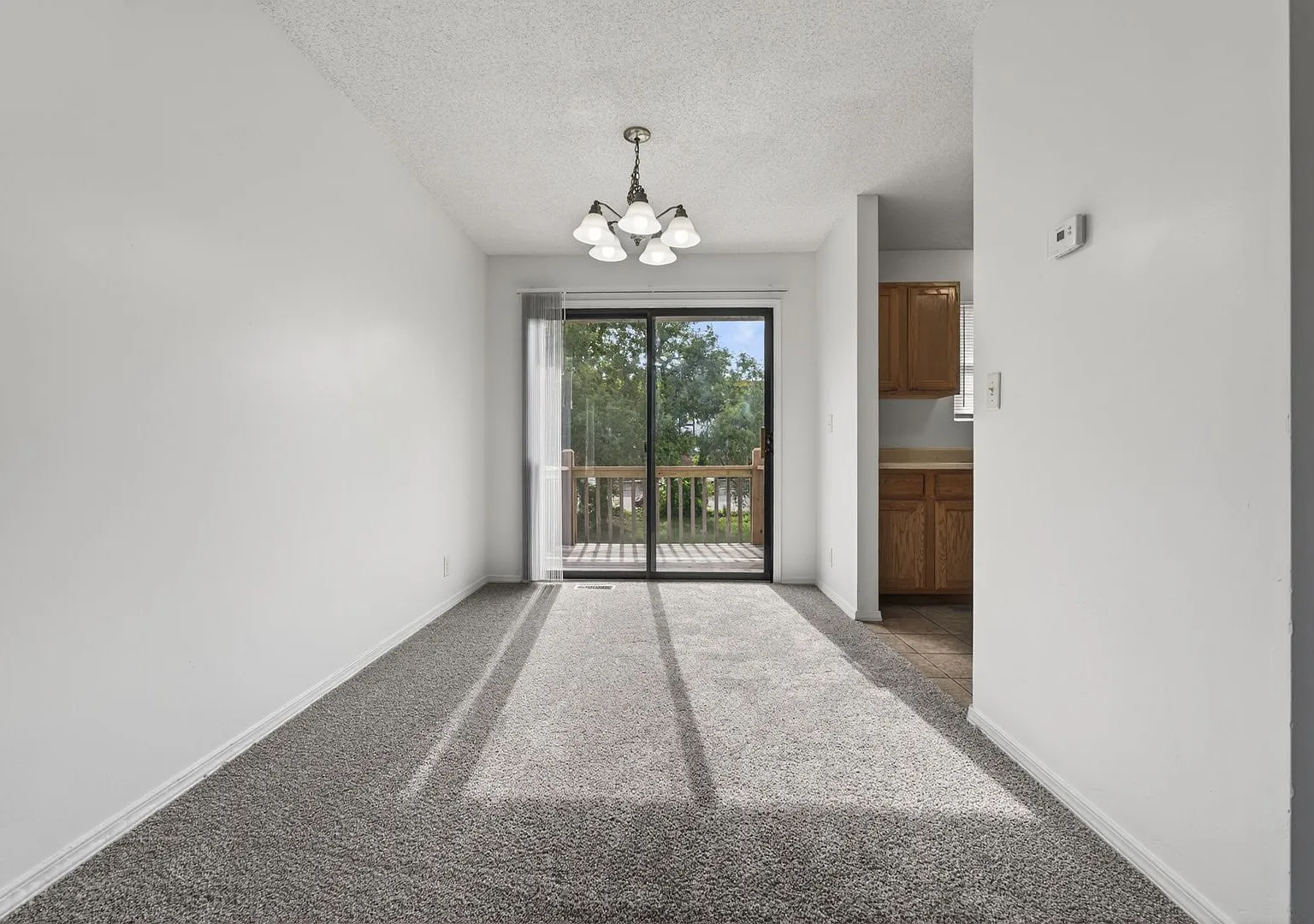 Kingdom Elizabeth Duplexes — Photo 2