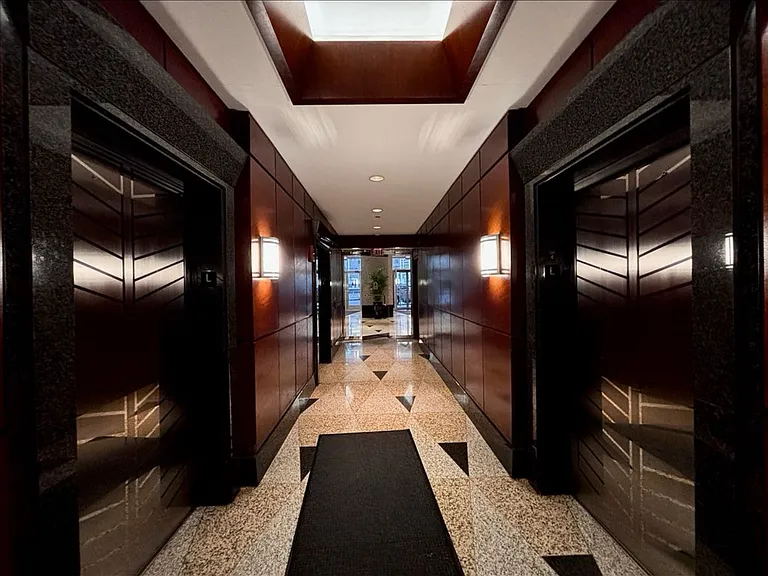 440 N Wabash Ave #910 — Photo 12