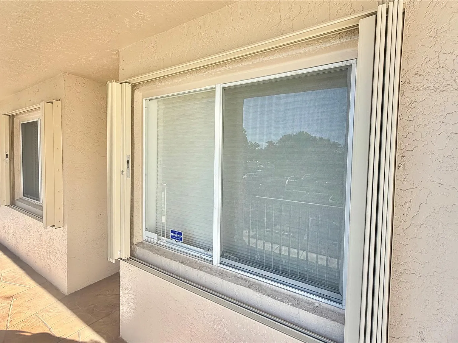 2 bed, 2.0 bath, 1215 sqft, $2,250 — Photo 2