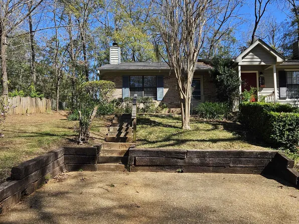 3045 Rain Valley Cir, Tallahassee, FL 32308