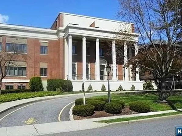 27 W Clinton Avenue #1E, Tenafly, NJ 07670