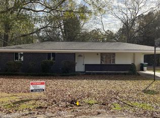 109 Hamilton Dr, Petal, MS 39465