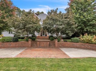 1 Claymore Ct, Greer, SC 29650