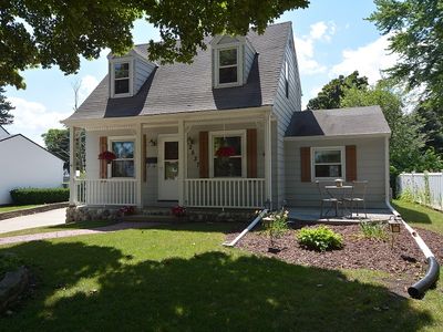 2637 S Van Dyke Pl, West Allis, WI, 53219