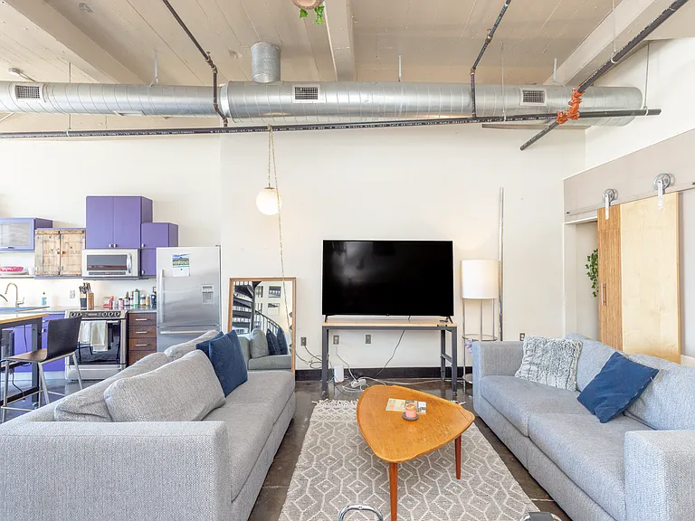 101 W Marshall St #44 — Photo 7