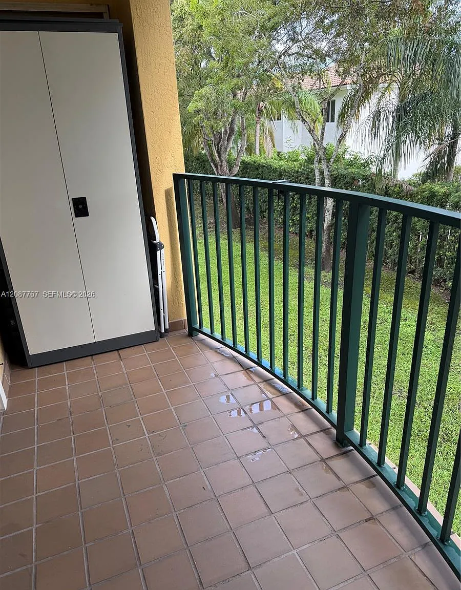 Palm Gardens At Doral Con — Photo 4