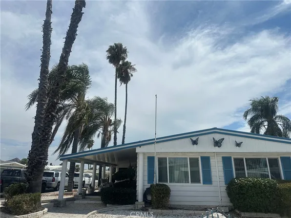 975 Vista Grande Dr, Hemet, CA 92543