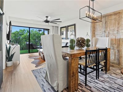 600 Neapolitan WAY #452, Naples, FL, 34103