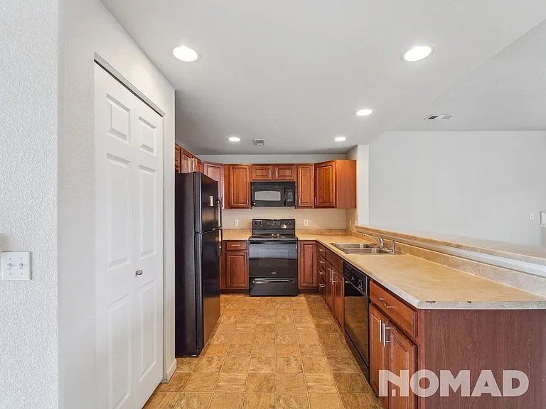 8751 Pearl St #R4 — Photo 5