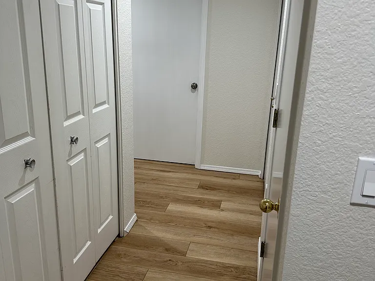 710 SW 206th Pl — Photo 6