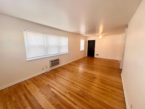 Packard Ave 2-Bedroom Apartment w/ Two Parking Spots