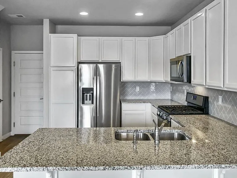 6643 Pecos St — Photo 3