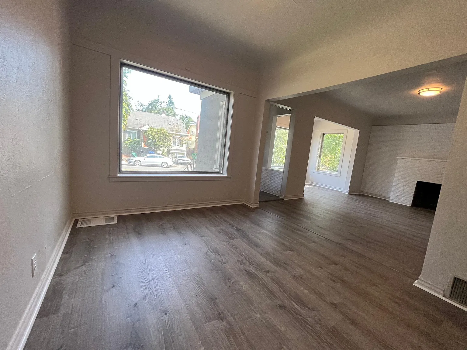4 bed, 1.5 bath, 1800 sqft, $3,950 — Photo 3