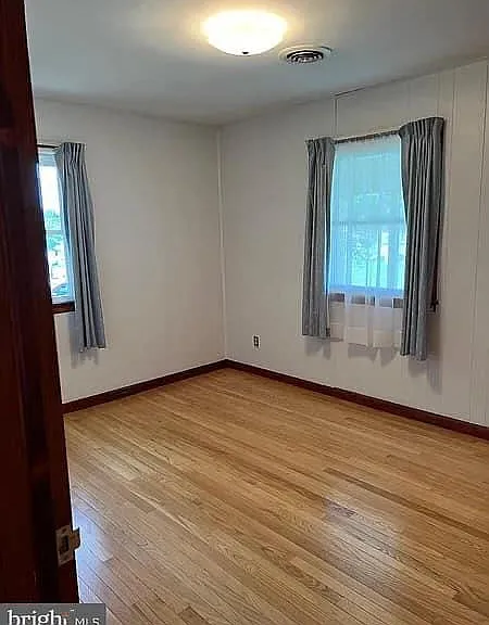1270 Pleasant View Dr — Photo 4