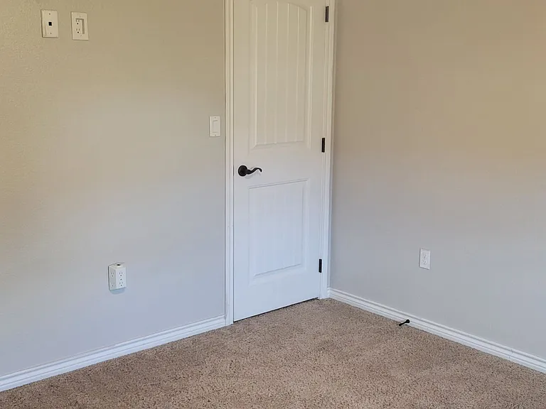 3505 Benjamin Davis Dr — Photo 17