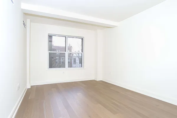 Rented by Compass | media 25