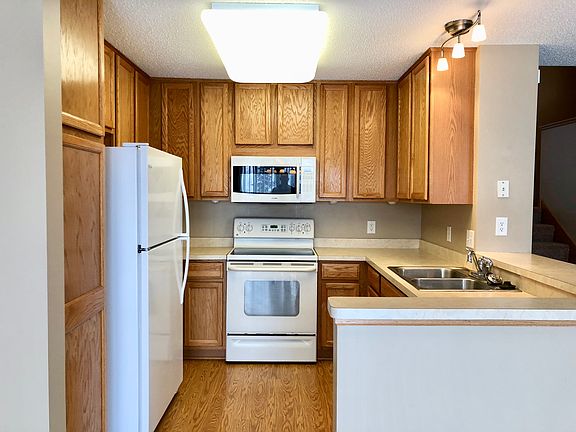 4th image of 17808 71st Ave N