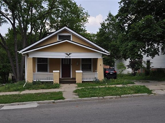 2nd image of 2919 Jules St