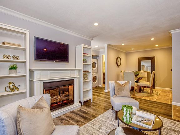 5th image of 1227 Yarwood Ct