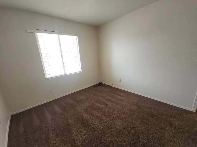 9907 Sparrow Ridge Ave — Photo 38