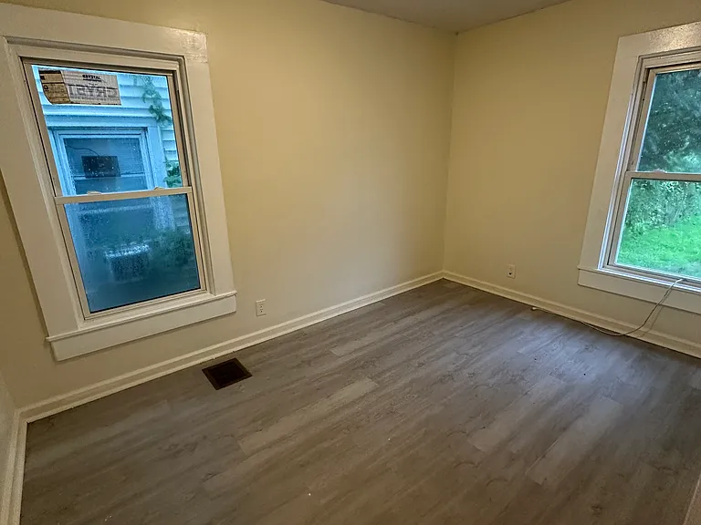 113 Morris St #11 — Photo 12