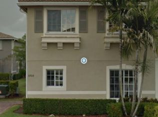 5908 London Ln, Tamarac, FL 33321