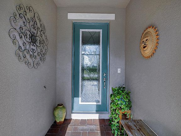 3rd image of 10288 SW Yellowwood Avenue